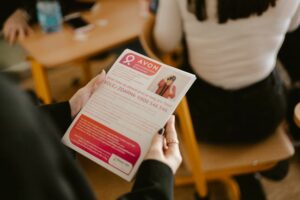 Studentky na přednášce, prevence nejen rakoviny prsu.