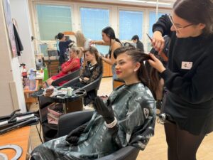 Kadeřnická soutěž, školní kolo - V RYTMU SWINGU