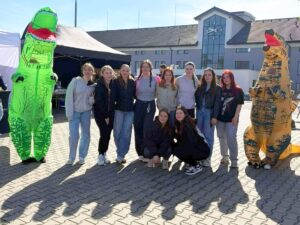 Den Země v Kovozoo 2025 – zážitky plné barev, tvořivosti a přírody.